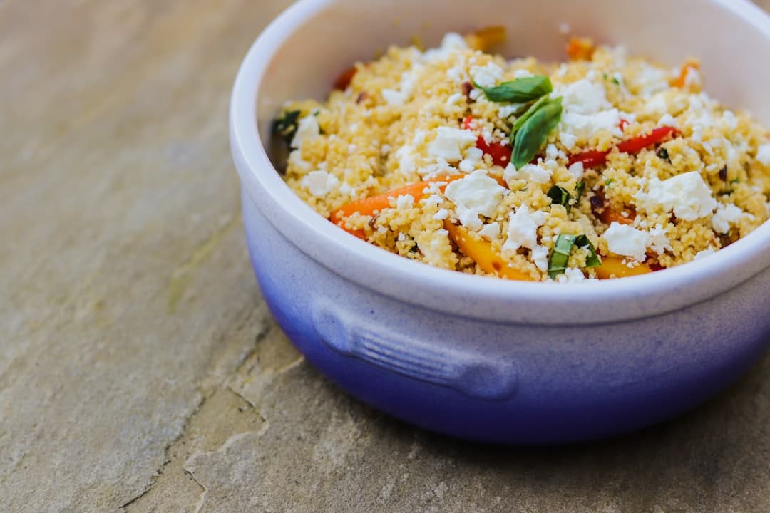 Fertiges Gericht aus der Küchenmaschine: mediterranes Ofengemüse mit Couscous